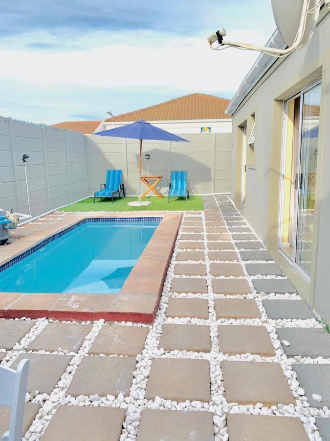 Naliya Guest house *